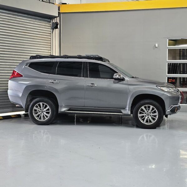 Montero Sport con suspensión IMS Dobinsons